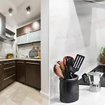 Apartment Klimatyczny 3-pokojowy *